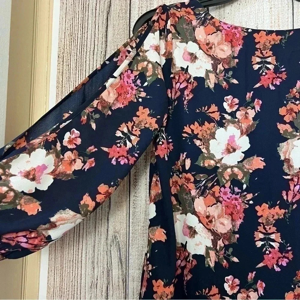 Lulus Shifting Dears Navy Blue Floral Print Split Sleeves Dress Size medium - Picture 6 of 13